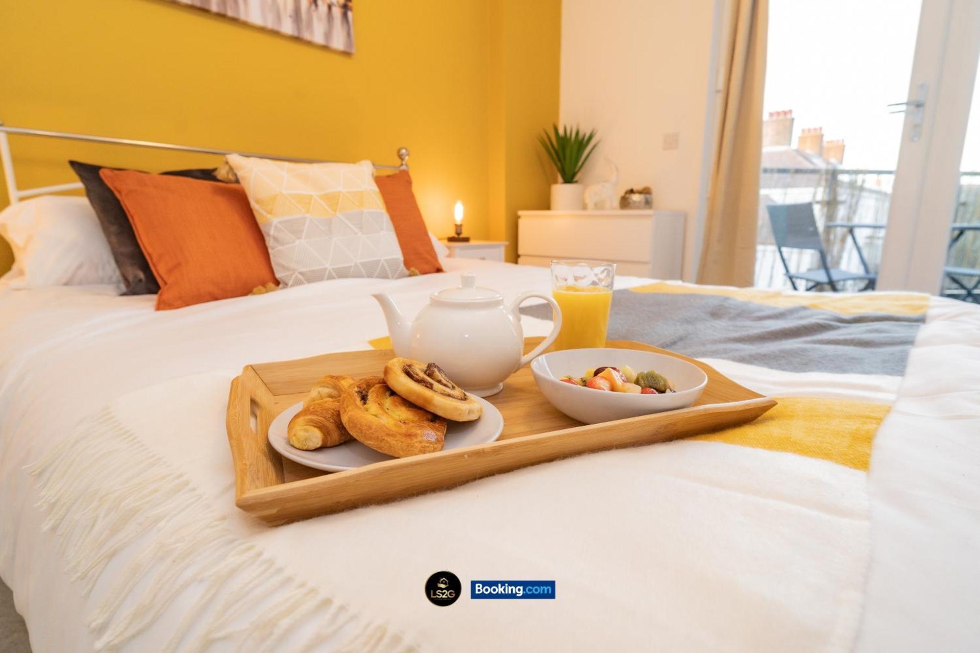 Spacious 2 Bedroom Apt By Ls2G Short Lets & Serviced Accommodation Greater London With Free Wifi Exterior foto
