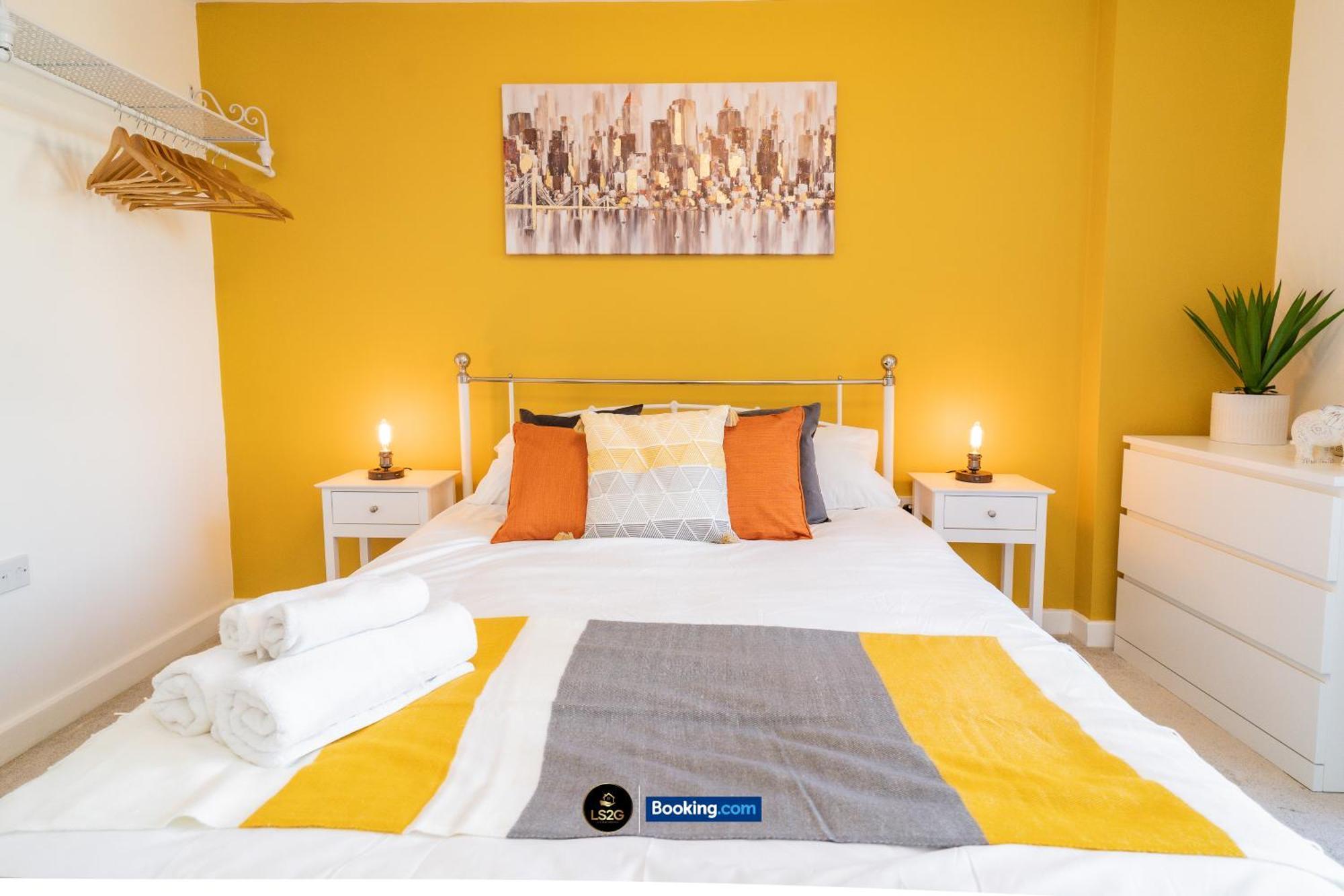 Spacious 2 Bedroom Apt By Ls2G Short Lets & Serviced Accommodation Greater London With Free Wifi Exterior foto