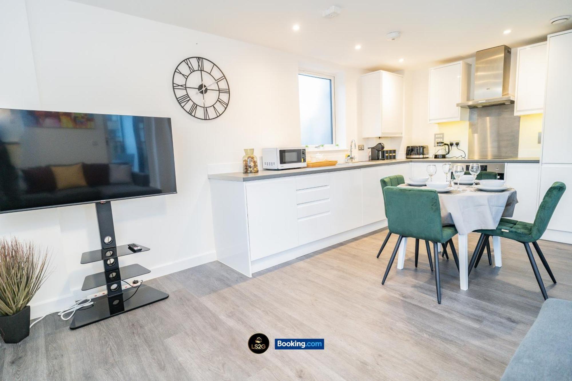 Spacious 2 Bedroom Apt By Ls2G Short Lets & Serviced Accommodation Greater London With Free Wifi Exterior foto